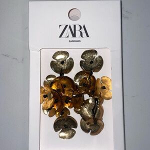 Zara Floral Gold Earrings